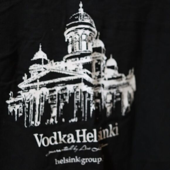 US Basics Helsinki Vodka Black Graphic Tee | Short Sleeve Unisex Medium - Picture 4 of 9